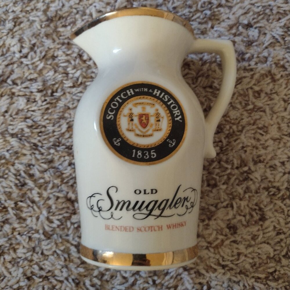 Old Smugglers Whiskey pitcher - Alan Insulated Manufacturing NJ